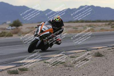 media/Sep-21-2025-Race Pace (Sun) [[98bf33ef95]]/Non Verified/3-Turn 15 Inside (9am)/